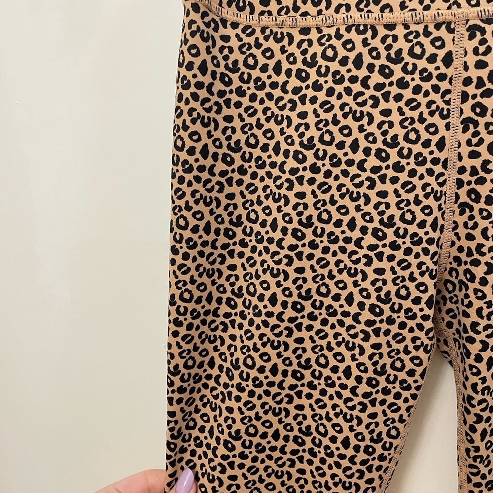 All Fenix Leopard Print Leggings - Picture 4 of 9